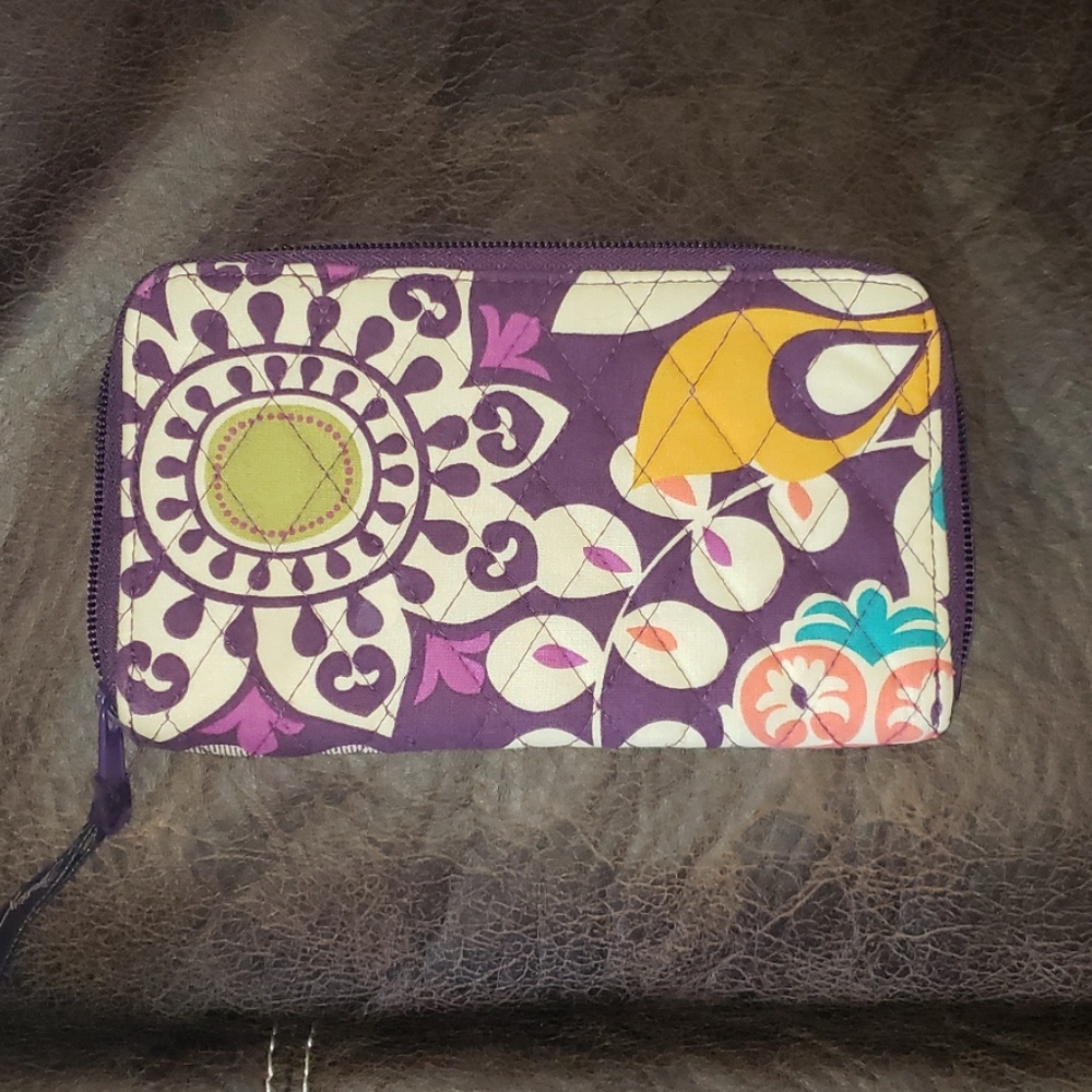 VERA BRADLEY WALLET PURPLE